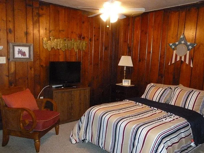 bed tv