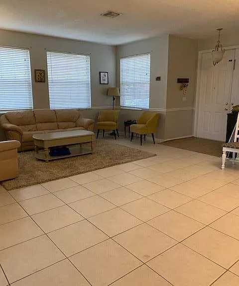 9019 Alexandra Cir — Photo 18