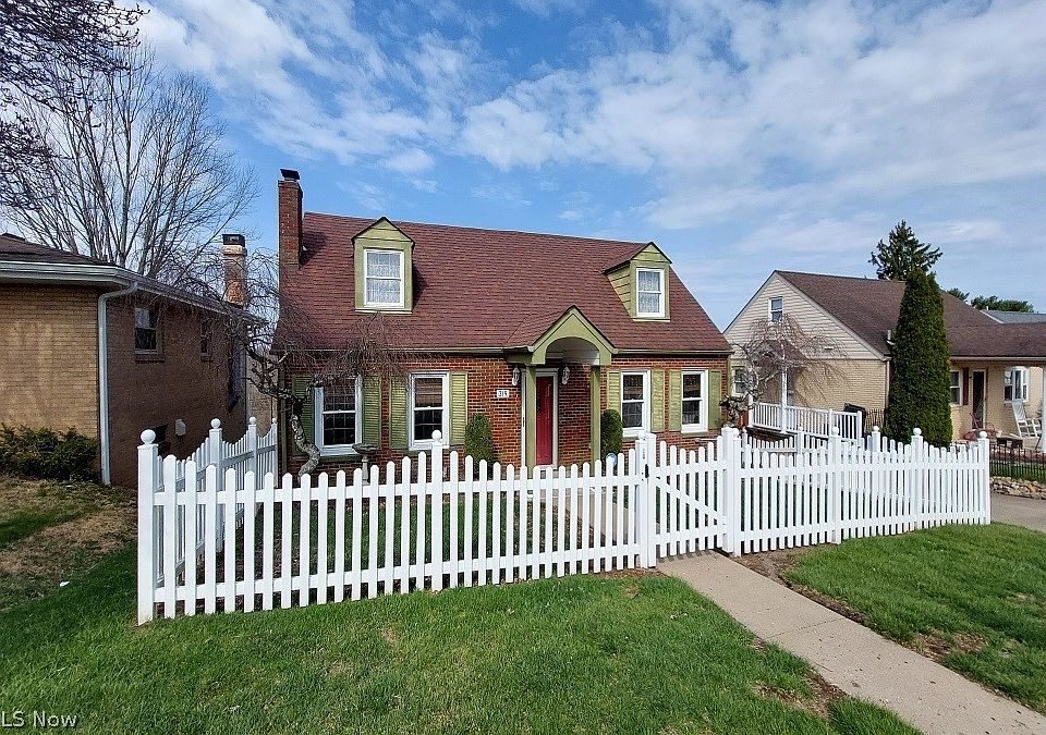 1st image of 319 Westwood Dr