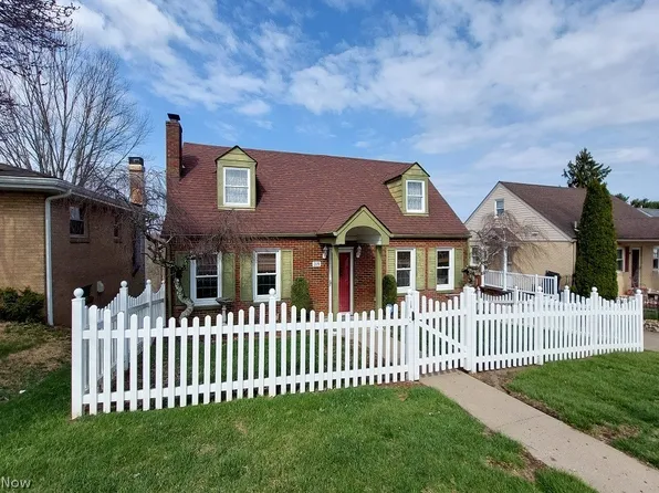 319 Westwood Dr, Steubenville, OH 43953