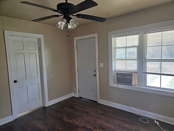5th image of 921 NW 98th St