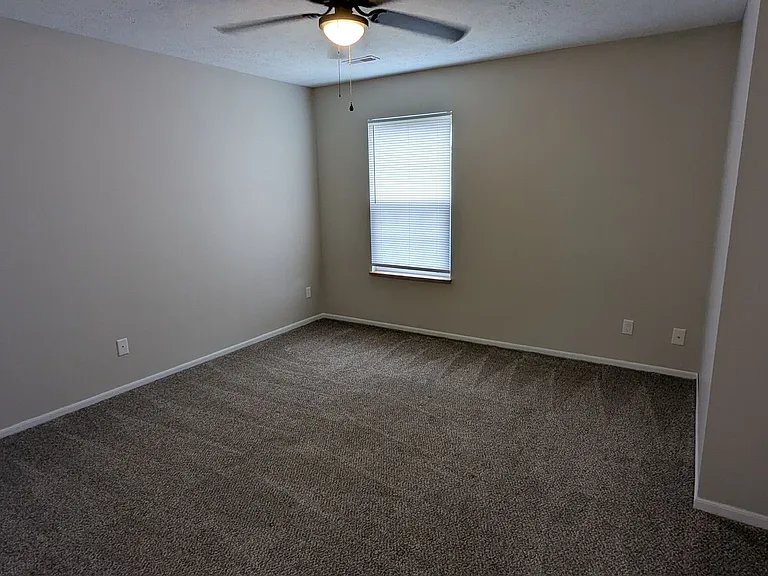 873 Kerns Dr NE — Photo 15