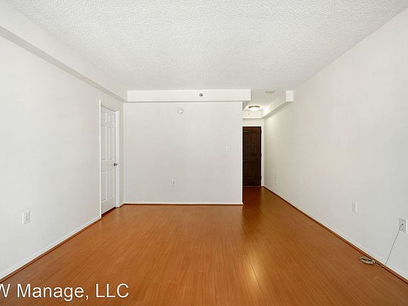 4th image of 4801 Fairmont Ave APT 314