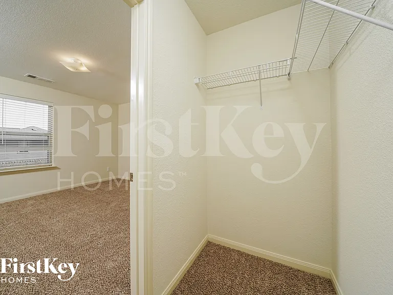 2207 Old Harbor Way — Photo 16