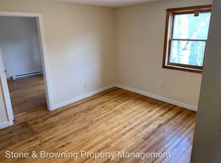 16 Vine St APT 7, Northfield, VT 05663