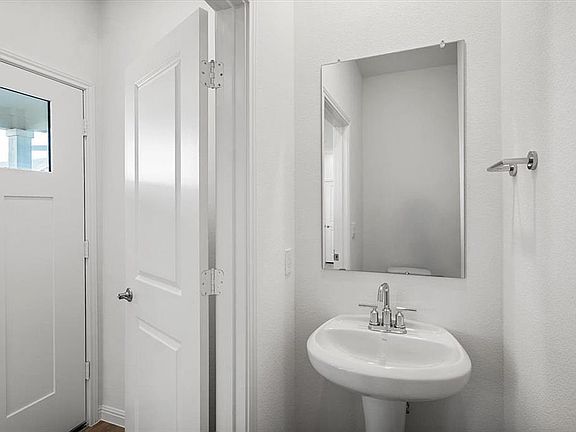 4th image of 2517 Violet Theo Ln