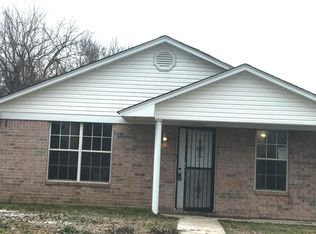 1901 Bell St, Pine Bluff, AR 71601