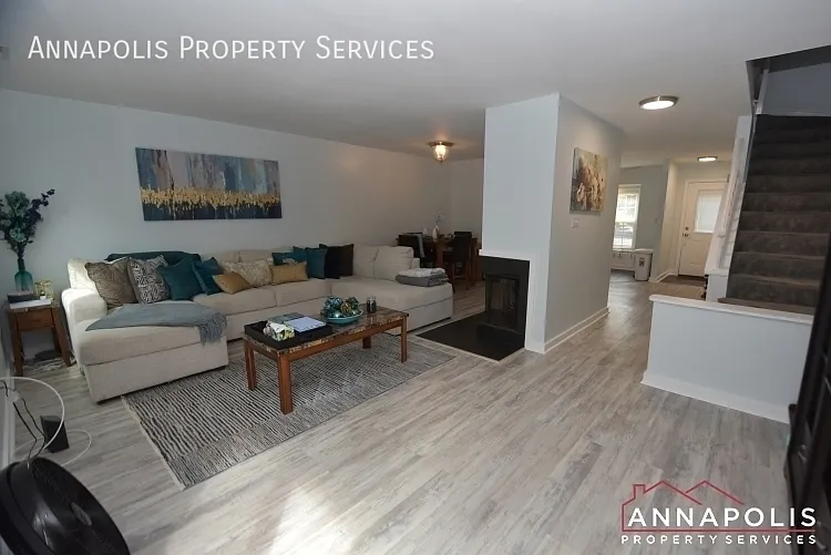 1438 Harwick Ct — Photo 5