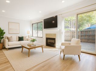 10707 Muirfield Dr, Potomac, MD 20854