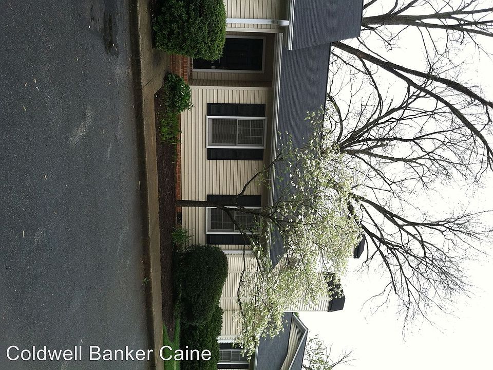 1st image of 230 E Broad St APT E