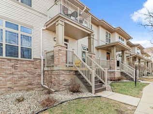 8256 Starr Grass Dr, Madison, WI 53719
