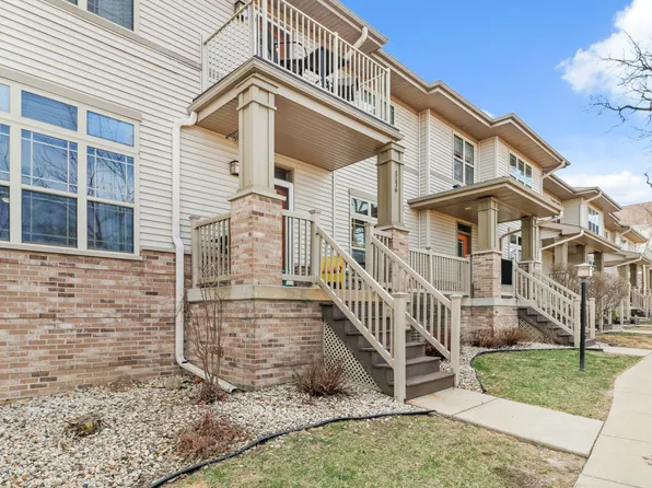 8256 Starr Grass Dr, Madison, WI 53719