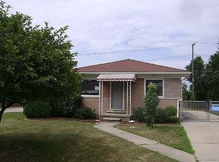 32771 Ruehle Ave, Warren, MI 48093