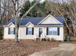 7120 Chaftain Pl, Greensboro, NC 27410