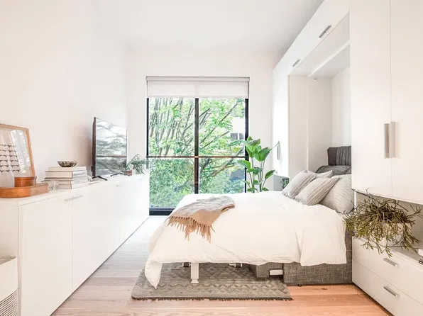 335 E 27th St, New York, NY