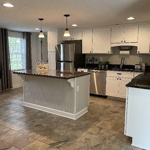 10626 Saint Paul Ave — Photo 6