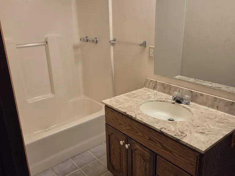 5902 Chaz Dr — Photo 6