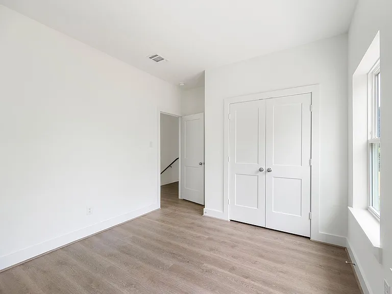 835 Paul Quinn St #B — Photo 8