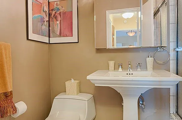 Sold by Charles Rutenberg Realty, Inc. | media 21