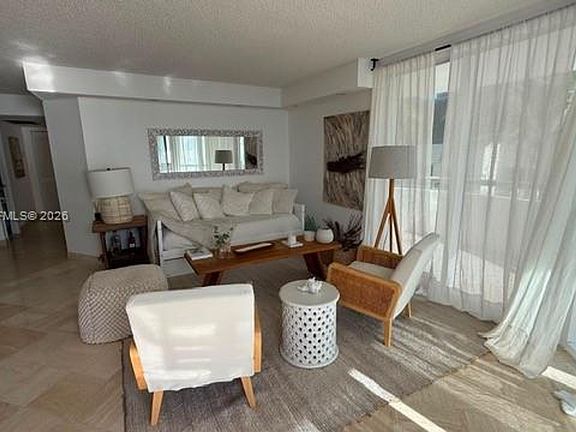 3rd image of 15645 Collins Ave #Cu-206