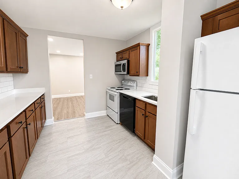334 Melwood Ave — Photo 7