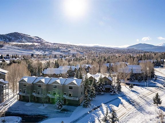 2nd image of 100 Mountain Vista Lane