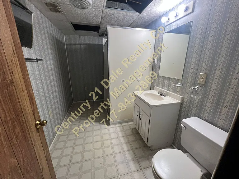 303 Maywood Rd — Photo 13