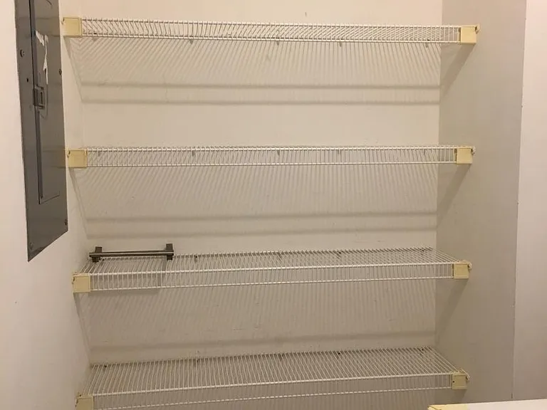 pantry/laundry