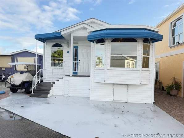 939 Nettles Blvd, Jensen Beach, FL 34957