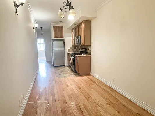 Rented by Ulas Real Estates Inc | media 10