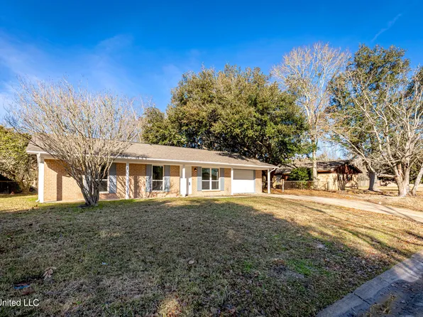 113 Shiloh Cir, Ocean Springs, MS 39564
