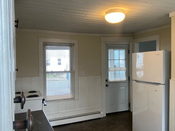 37 Saint Marys St #101, Biddeford, ME 04005