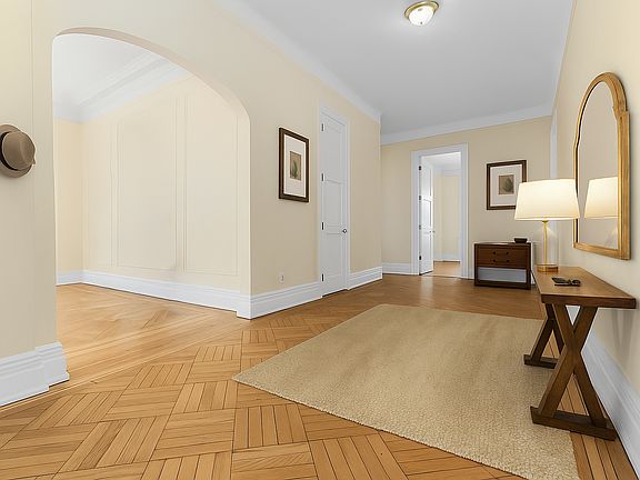4th image of 220 W 98th St APT 10A