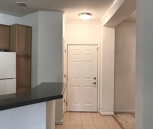 4th image of 815 Branch Dr APT 101