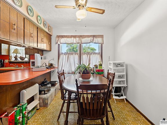 4th image of 8406 S 48th Ter