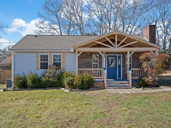 202 Bannister St, Easley, SC 29640