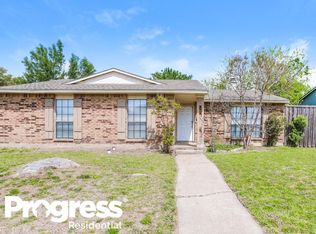 2109 Kings Rd, Carrollton, TX 75007