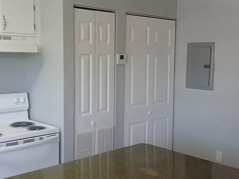 131 Rolland St — Photo 3
