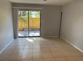 2885 Winkler Ave, Fort Myers, FL 33916