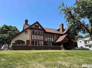 611 W High St #A, Peoria, IL 61606