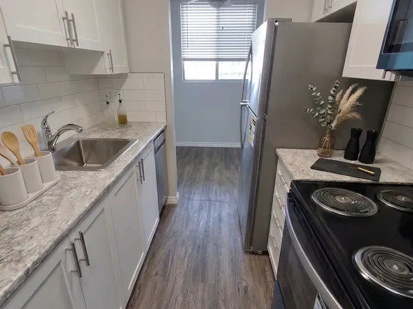 Pinegrove Apartments - Choose your rent level - Call for Details - All utilities