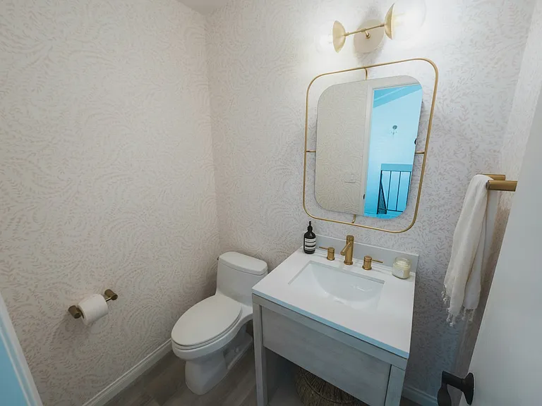 1031 Miramonte Dr #2 — Photo 13