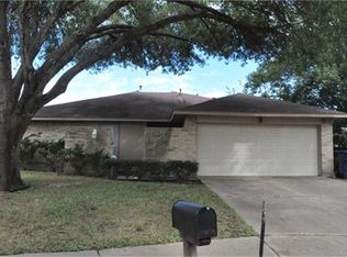 15814 Rio Dell Dr, Houston, TX 77083