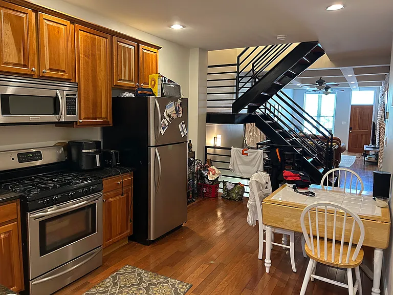 1507 Covington St — Photo 4