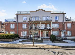 6506 Grand Central Pkwy APT 2E, Forest Hills, NY 11375
