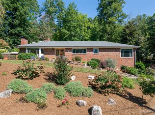 59 Blackwood Rd, Asheville, NC 28804