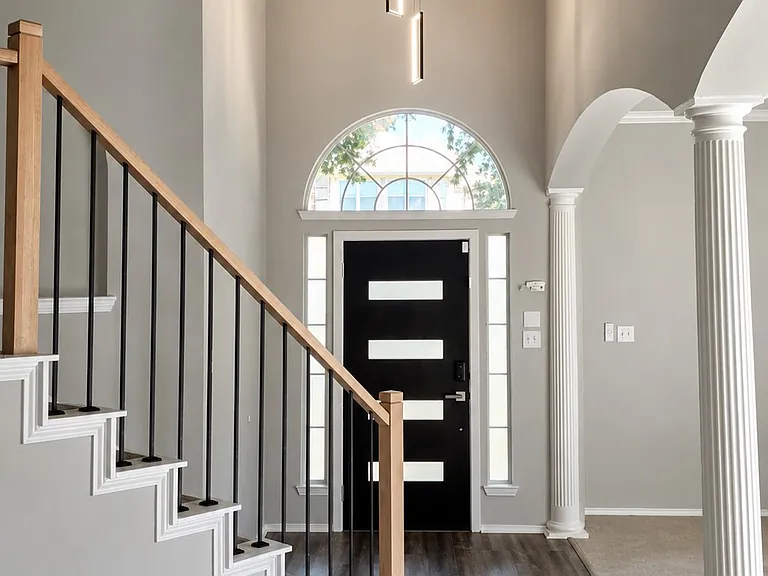 2416 McCarran Dr — Photo 21