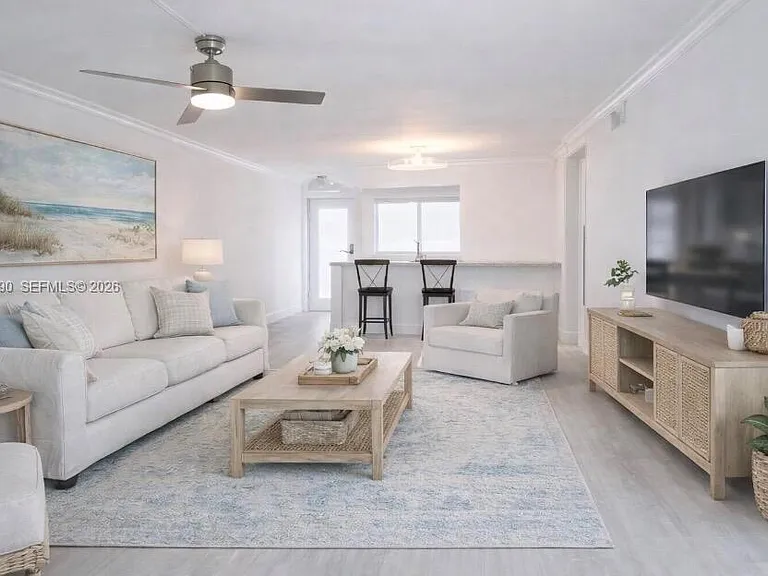 3004 Portofino Isle #B2 — Photo 6