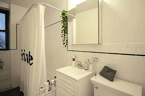 Rented by Bold New York | media 21