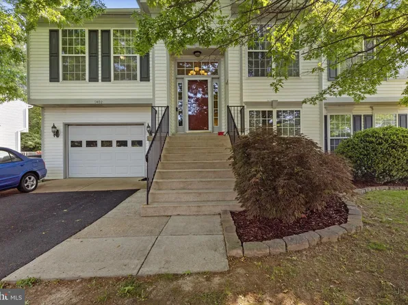 9402 Luke Dr, Manassas Park, VA 20111